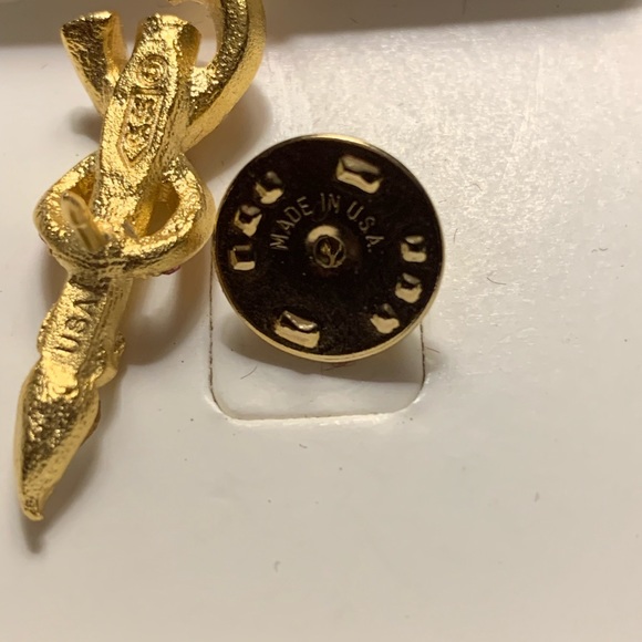 NWOT 1997 Seraphim Classics Hope in The Light Pin - Picture 11 of 11